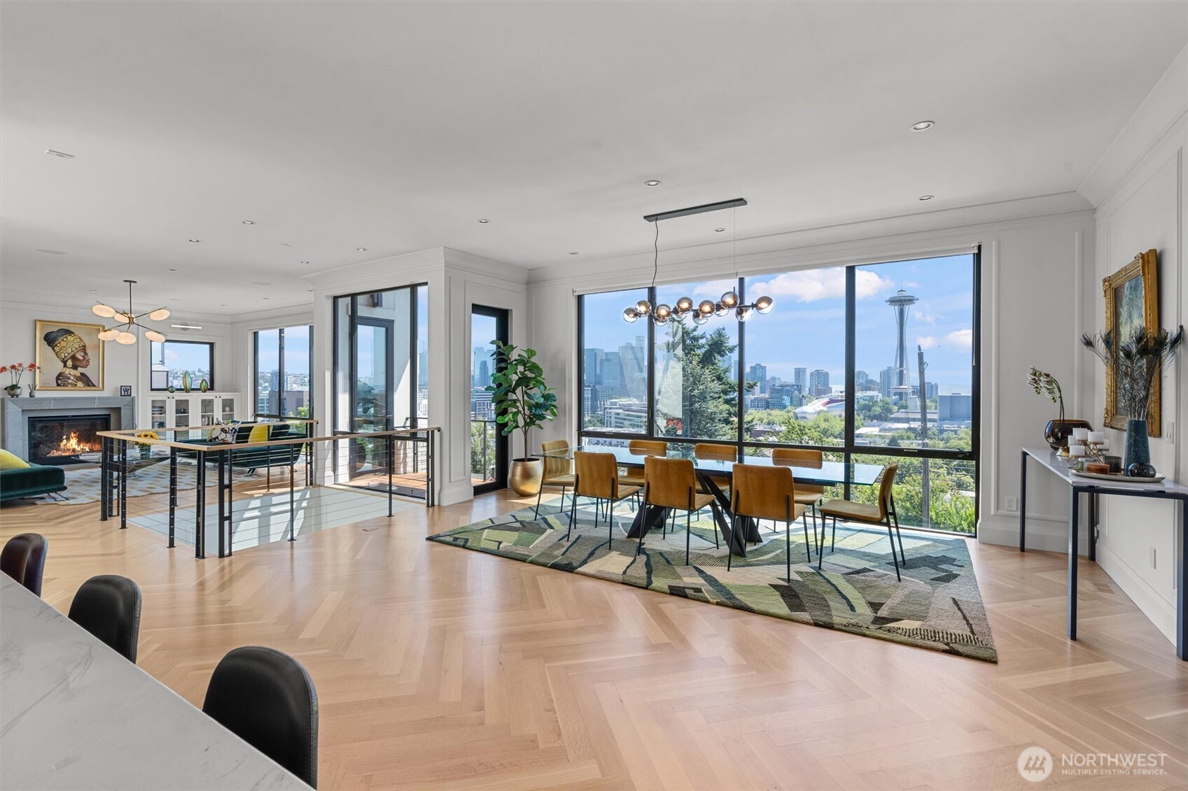 362 Ward Street , Seattle, WA 98109