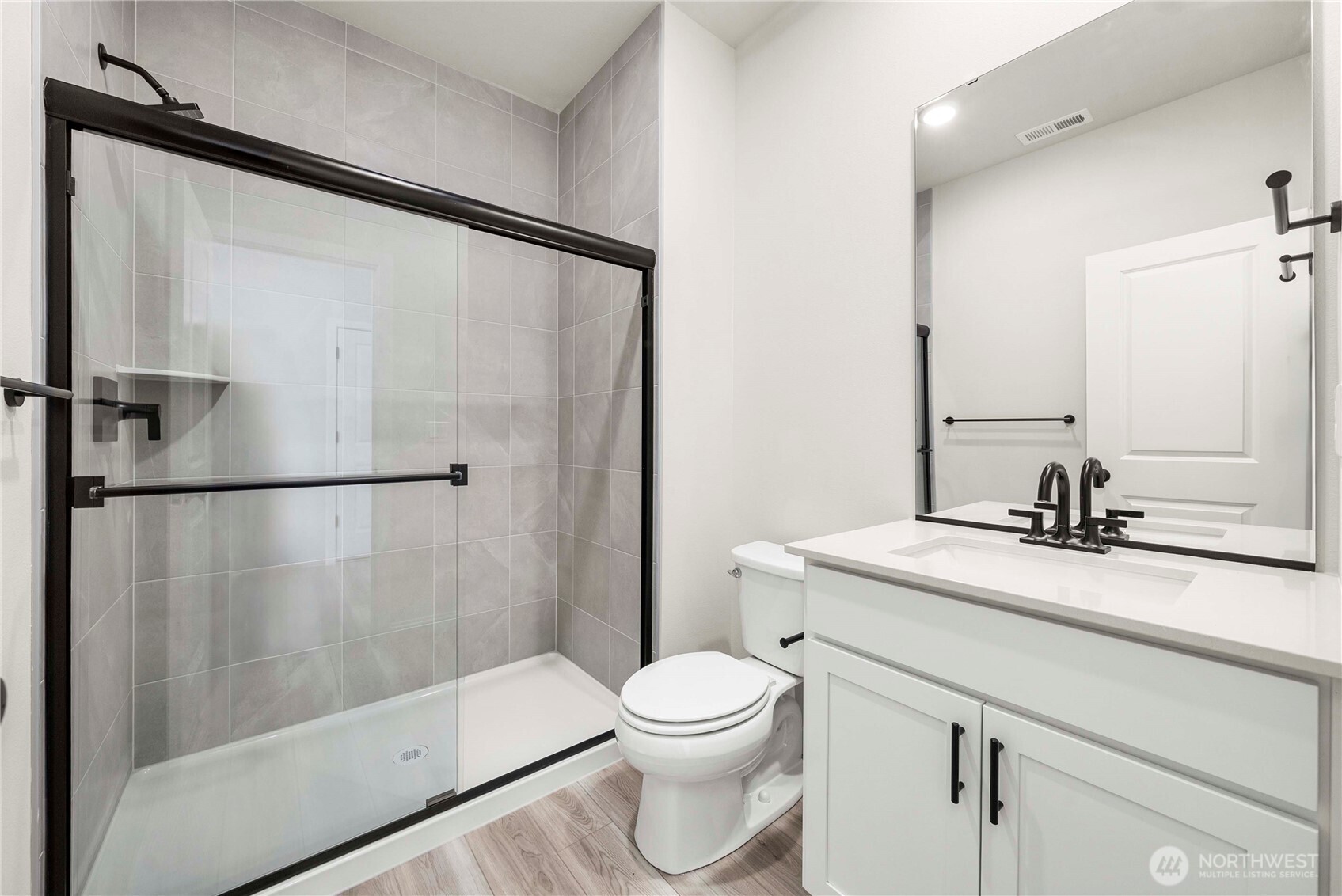 17500 NE Midnight Sun Loop , Poulsbo, WA 98370