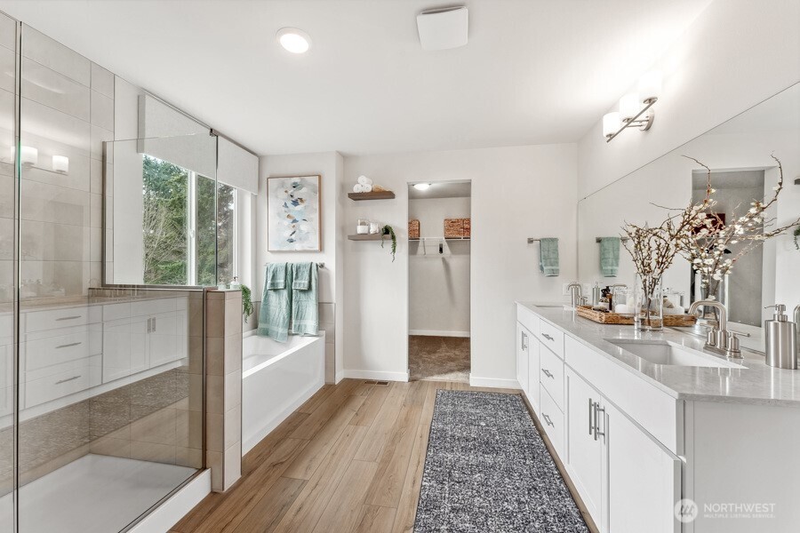 17500 NE Midnight Sun Loop , Poulsbo, WA 98370