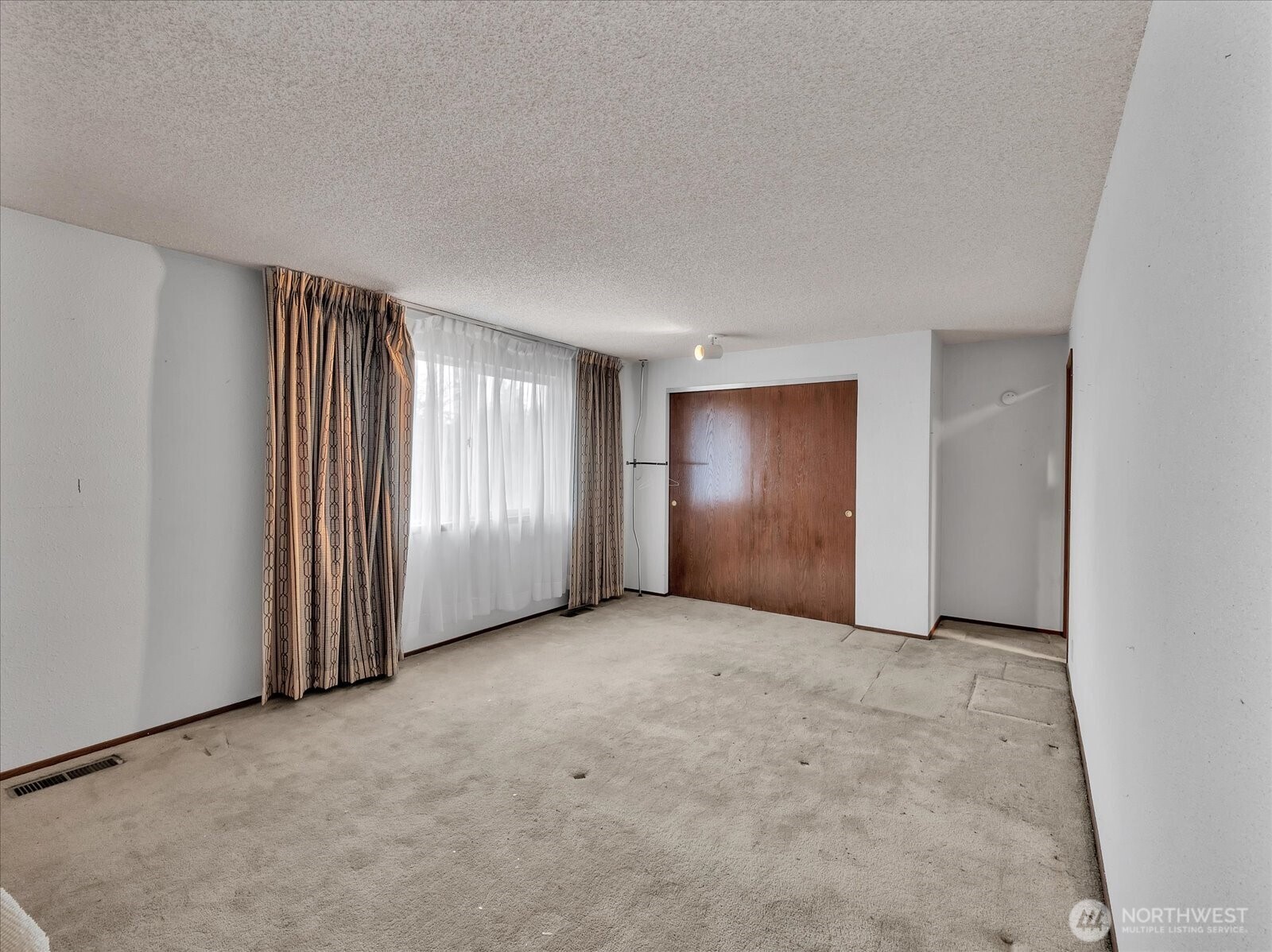 2523 23rd Avenue S, Seattle, WA 98144