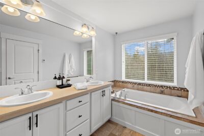 37523 SE Fury Street , Snoqualmie, WA 98065 - Photo 15