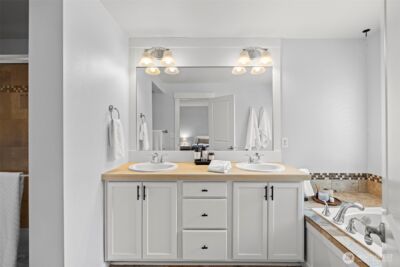 37523 SE Fury Street , Snoqualmie, WA 98065 - Photo 16