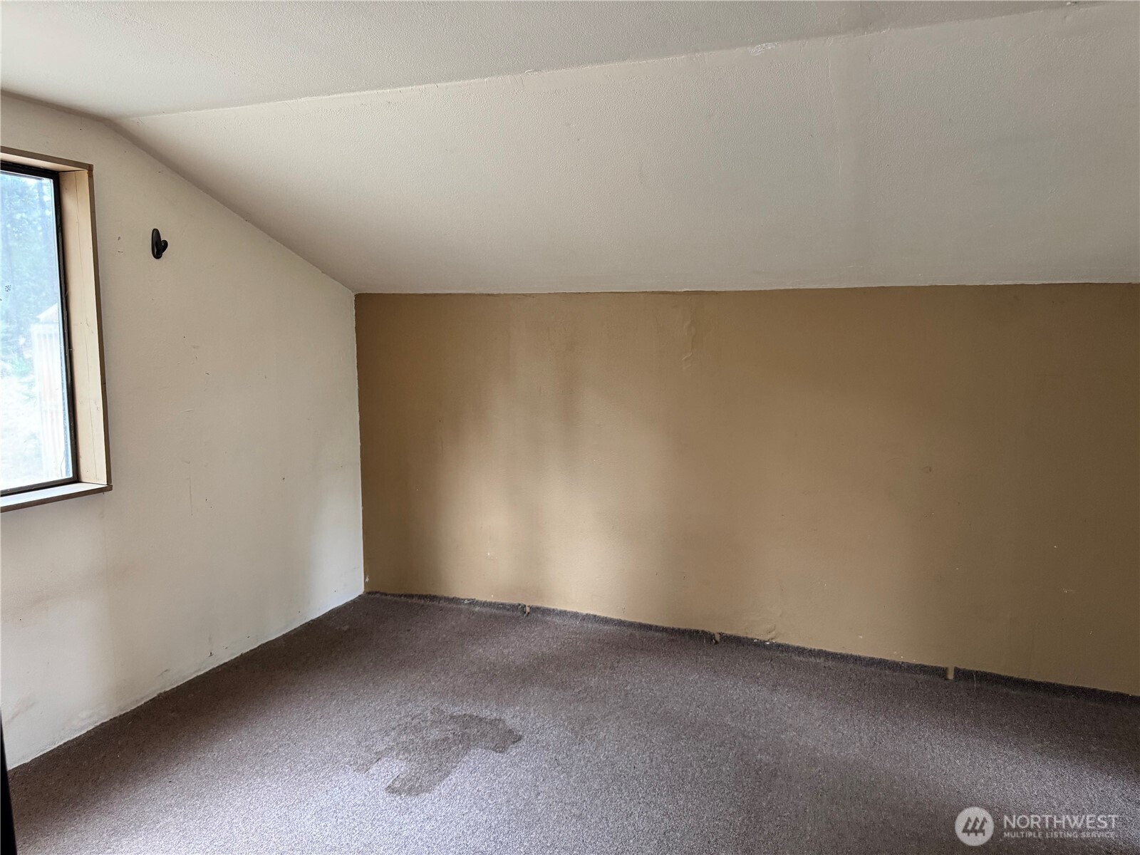 13 Rope and Saddle Lane , Tonasket, WA 98855