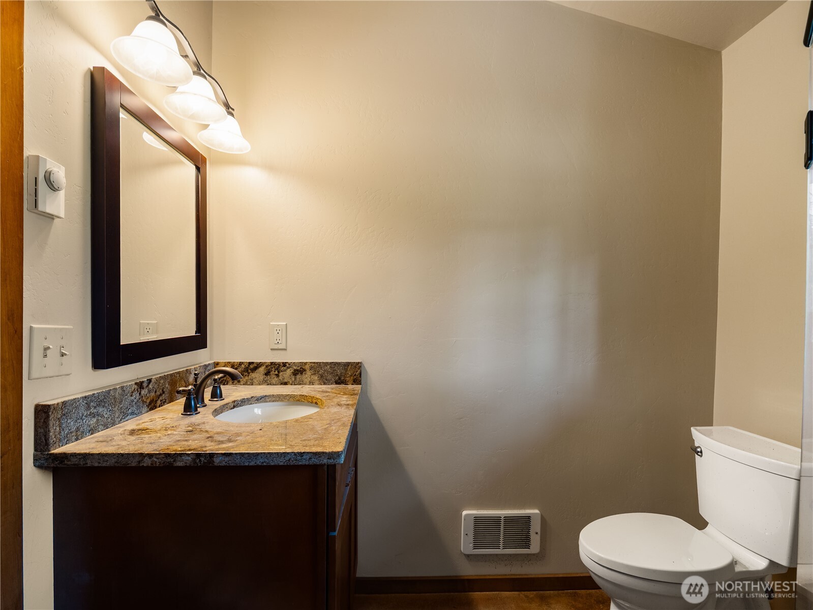 2298 Undie Road , Forks, WA 98331