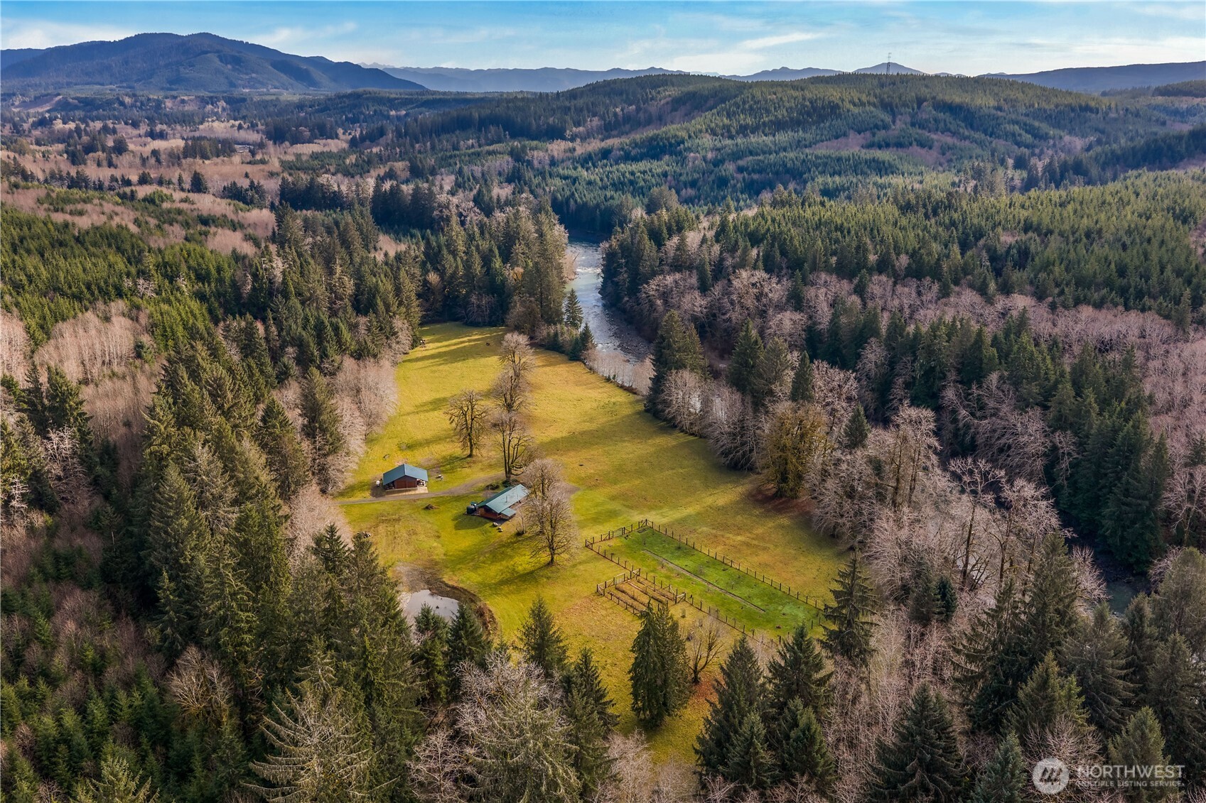 2298 Undie Road , Forks, WA 98331