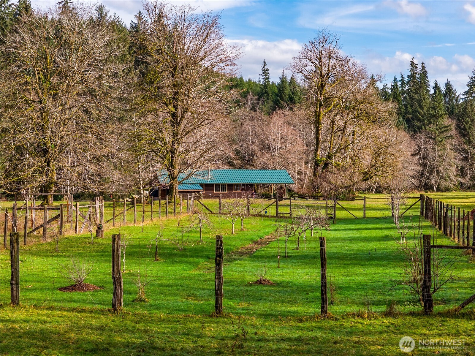 2298 Undie Road , Forks, WA 98331