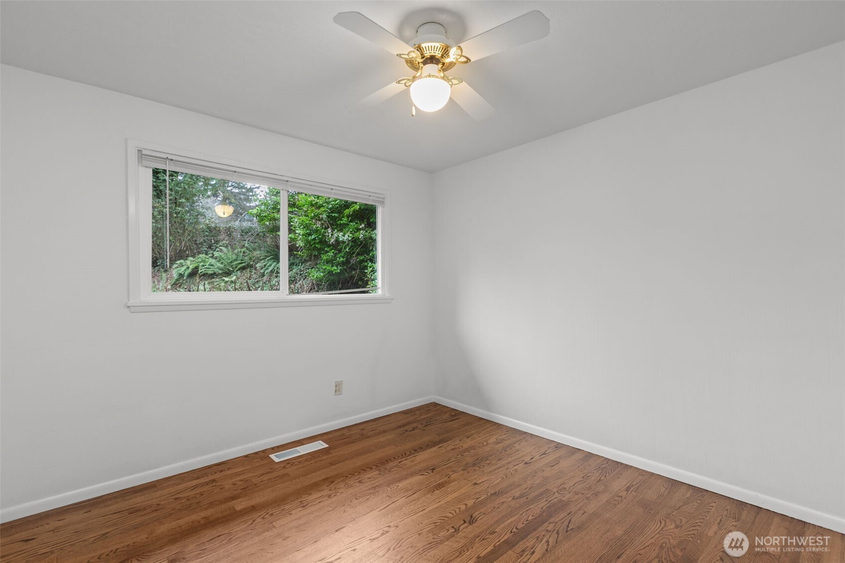 6120 Elaine Court , Bremerton, WA 98312