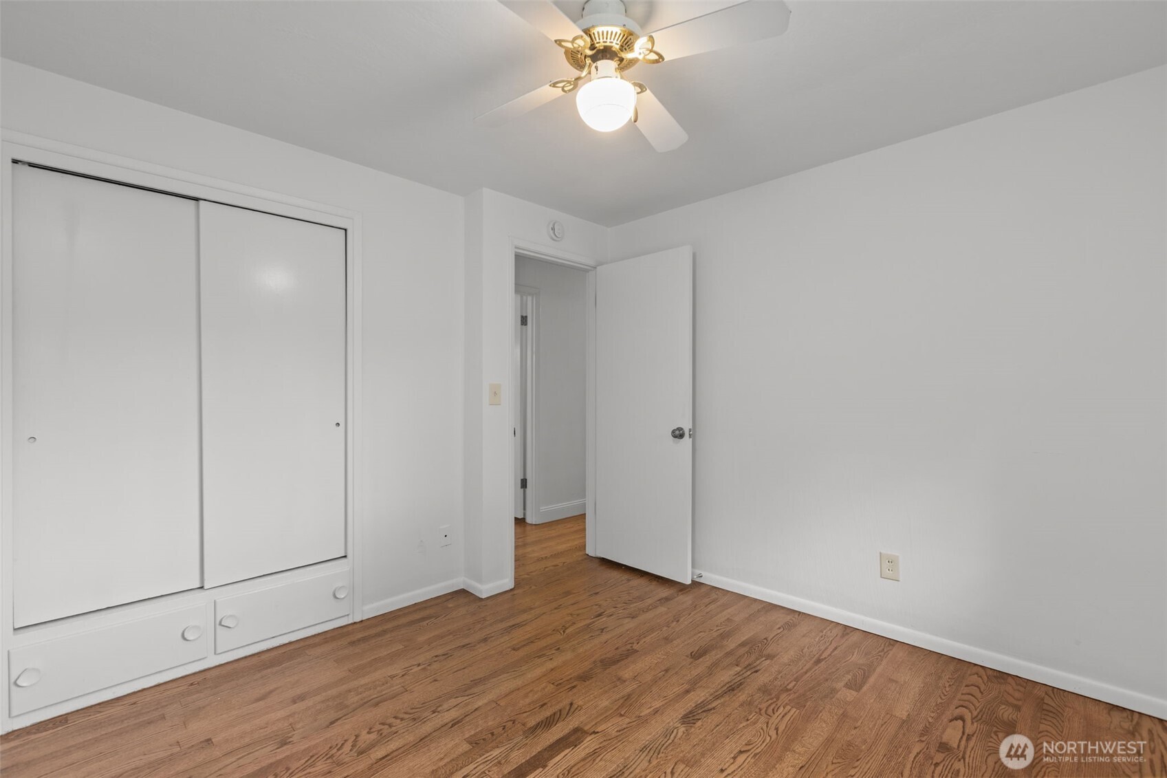 6120 Elaine Court , Bremerton, WA 98312