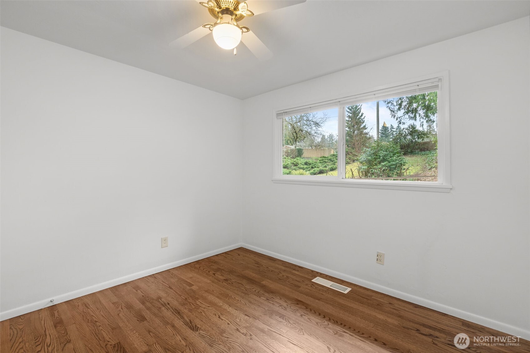6120 Elaine Court , Bremerton, WA 98312