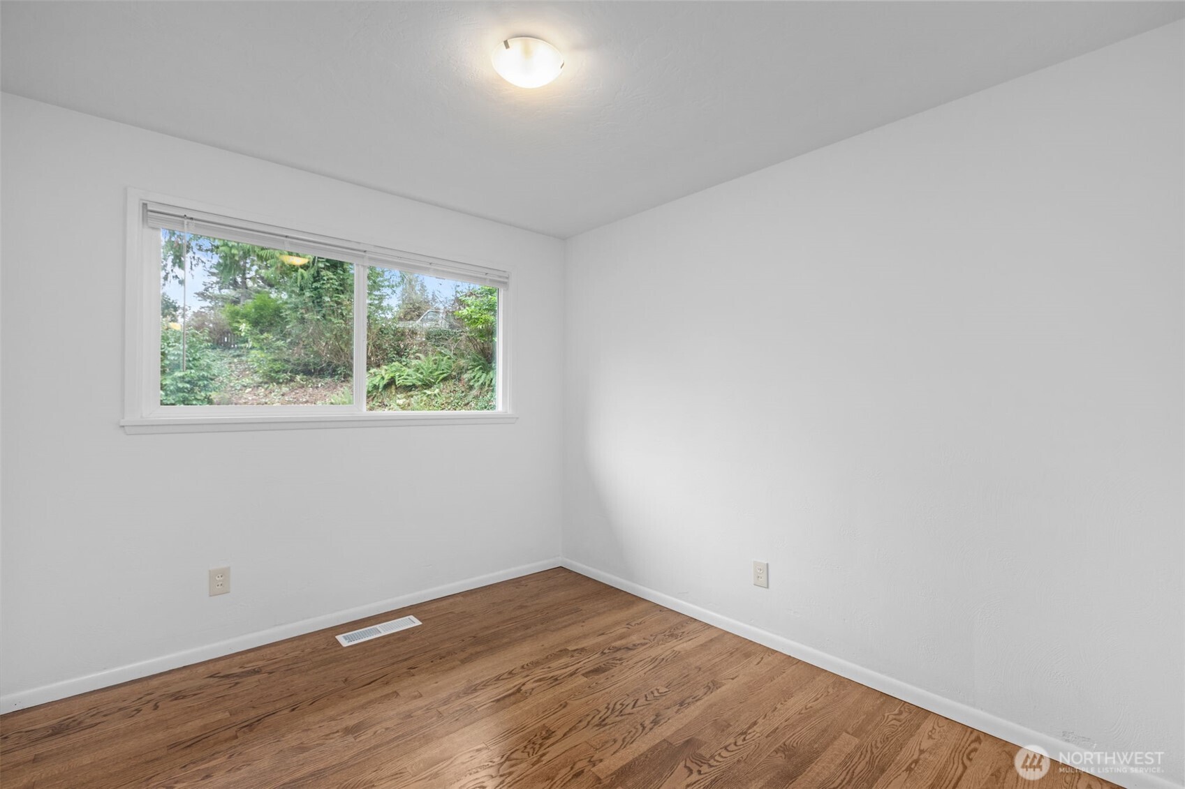 6120 Elaine Court , Bremerton, WA 98312