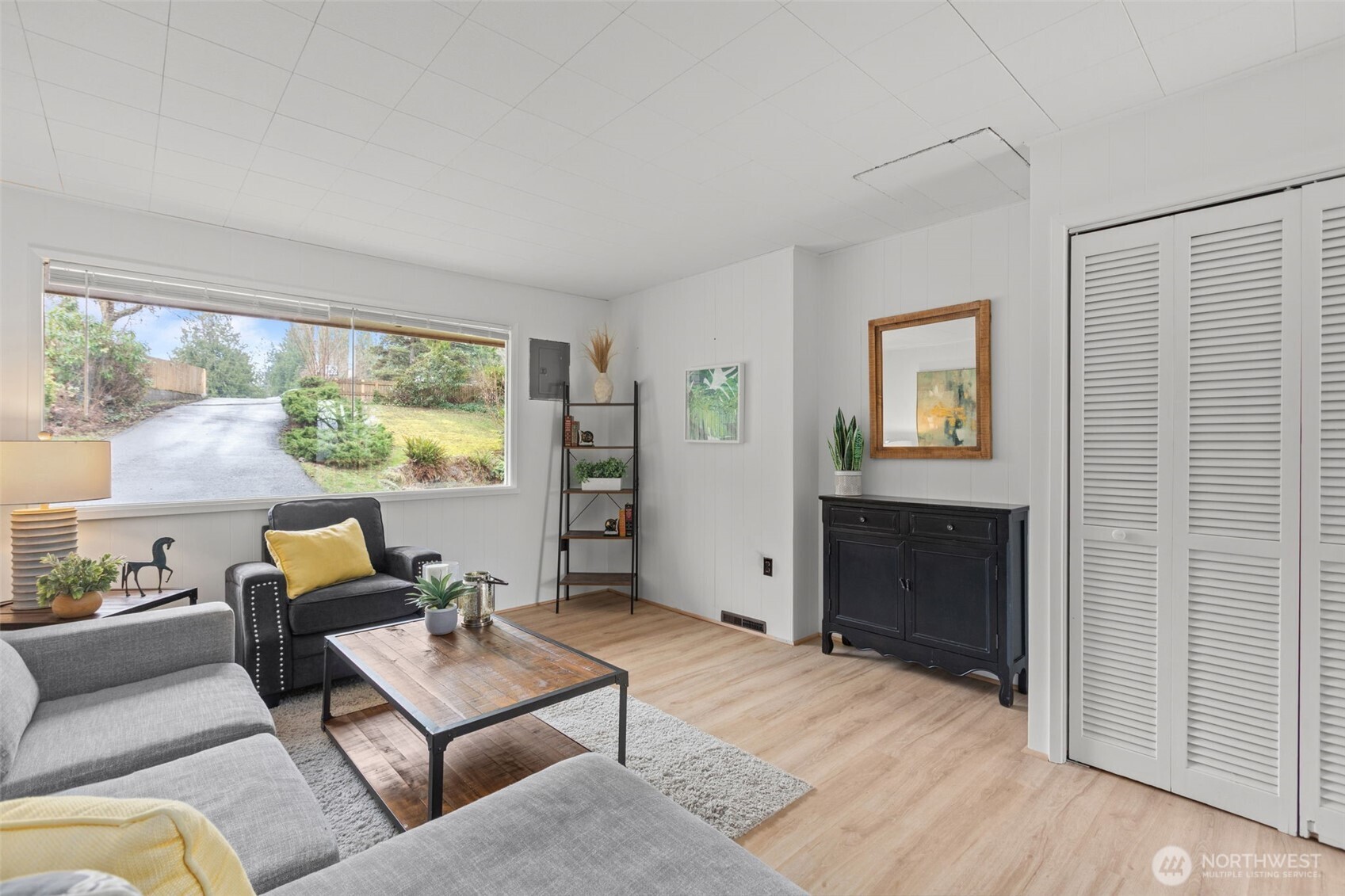 6120 Elaine Court , Bremerton, WA 98312