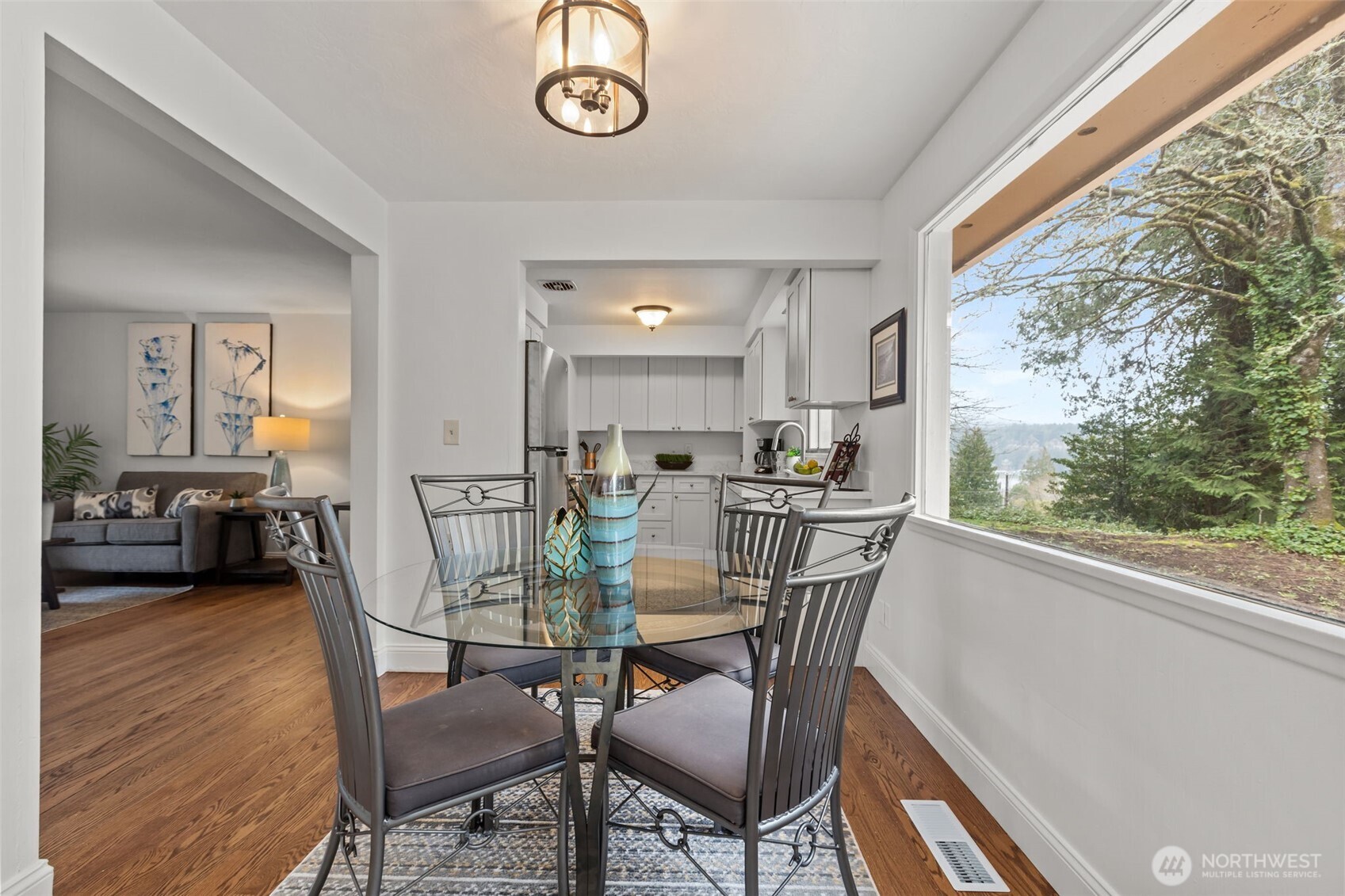 6120 Elaine Court , Bremerton, WA 98312