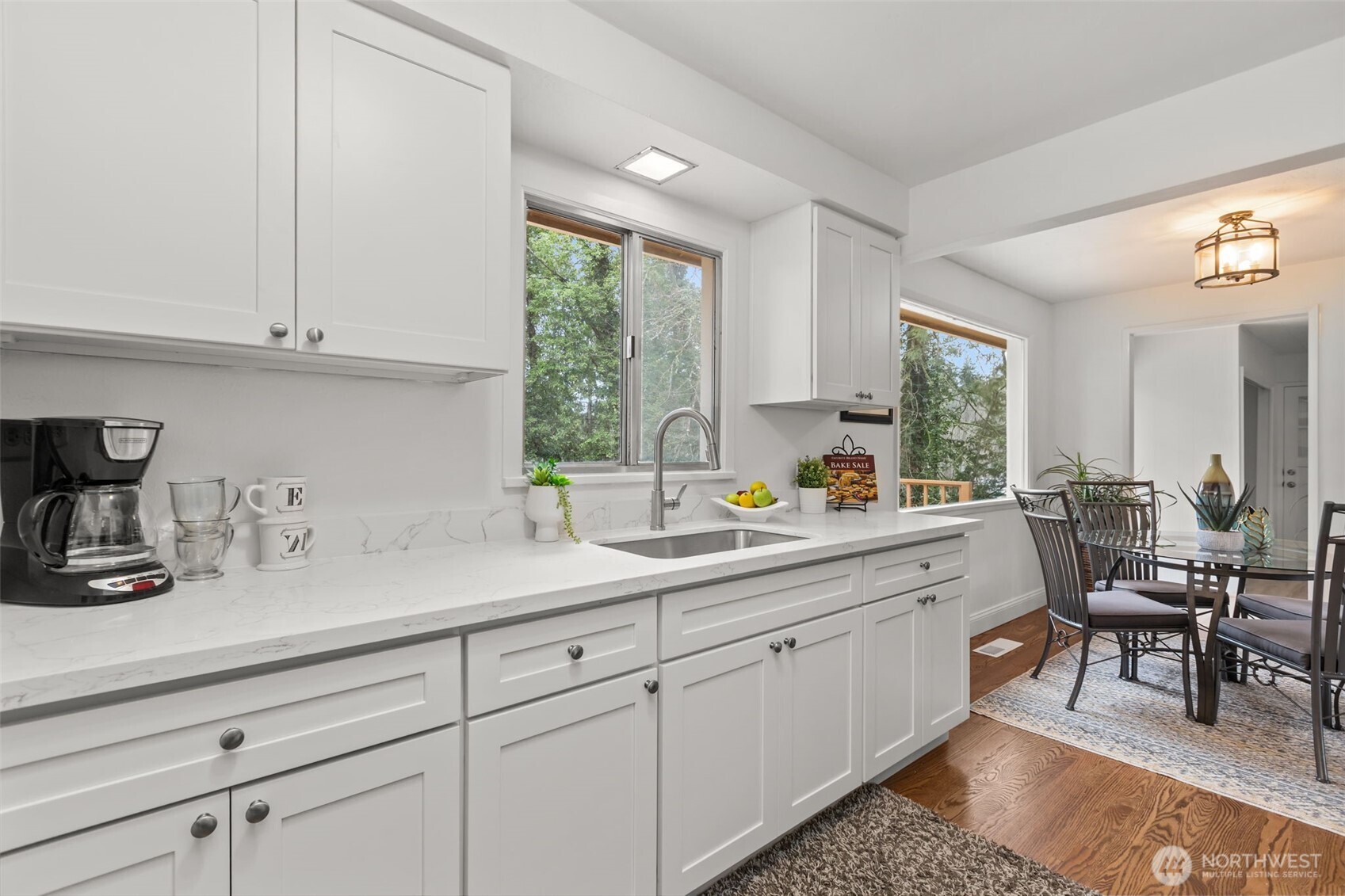 6120 Elaine Court , Bremerton, WA 98312