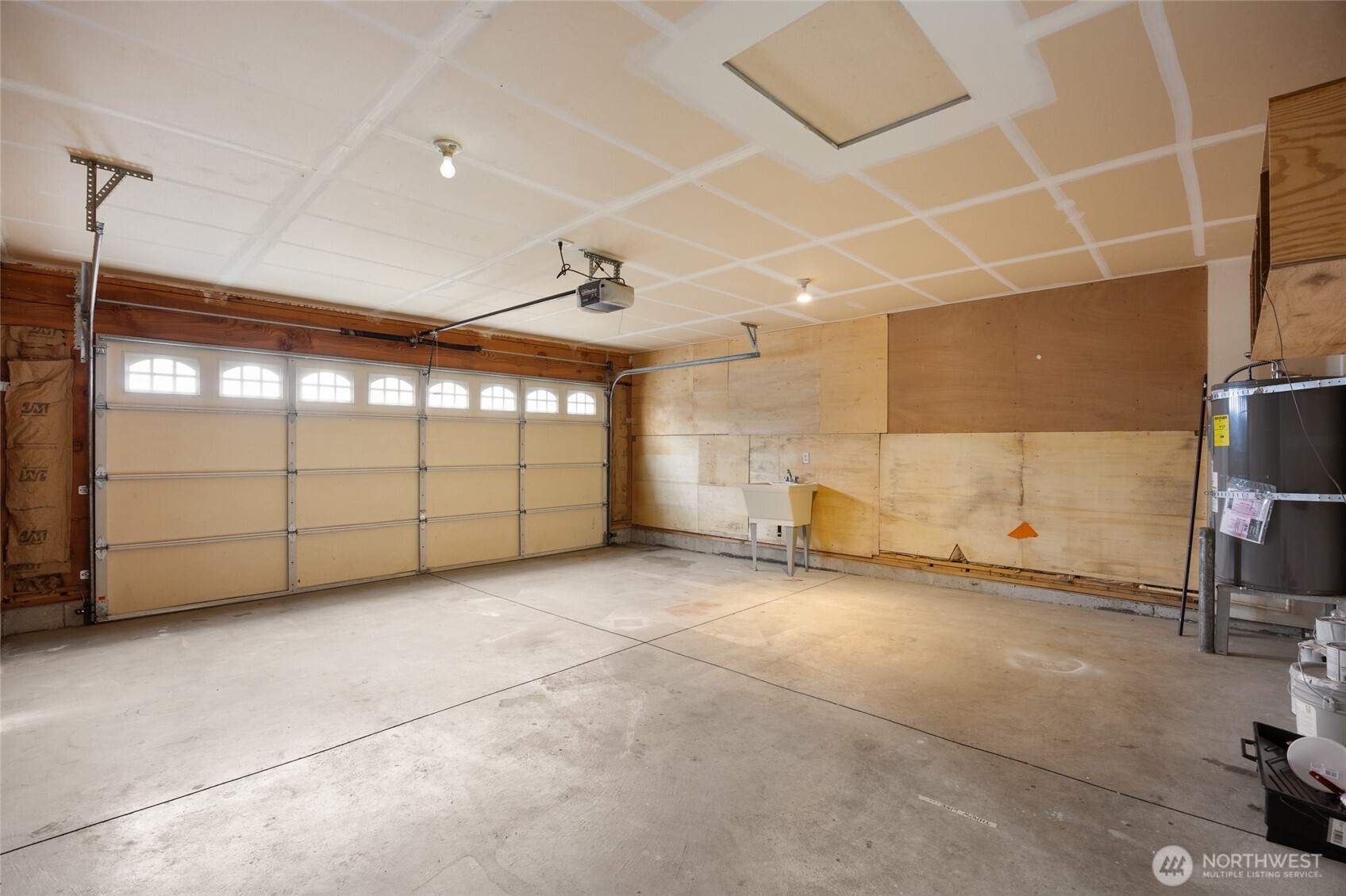 2100 Perch Avenue , Moses Lake, WA 98837