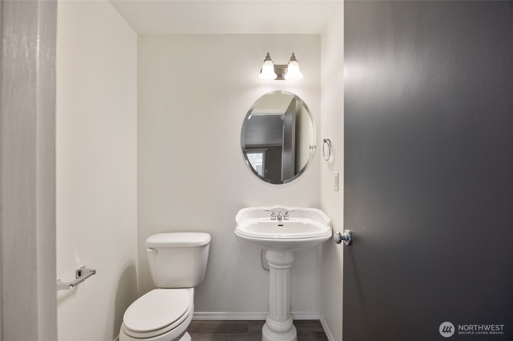 2100 Perch Avenue , Moses Lake, WA 98837