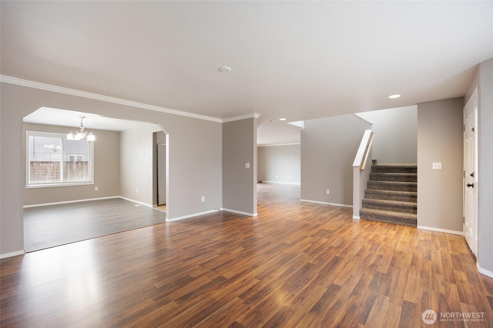 2100 Perch Avenue , Moses Lake, WA 98837