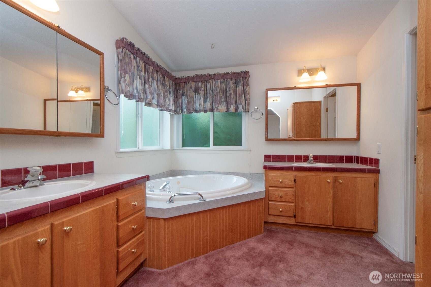 62 Johnson Road , Port Angeles, WA 98363