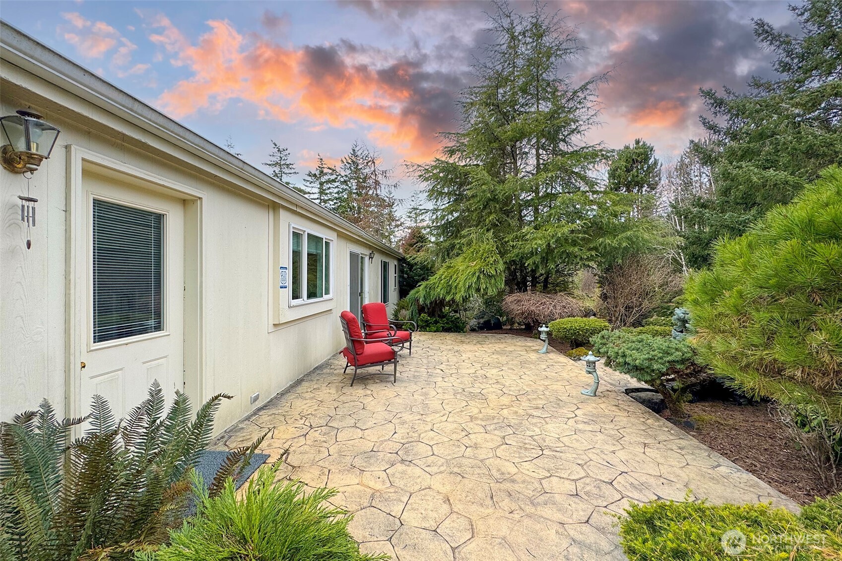 62 Johnson Road , Port Angeles, WA 98363