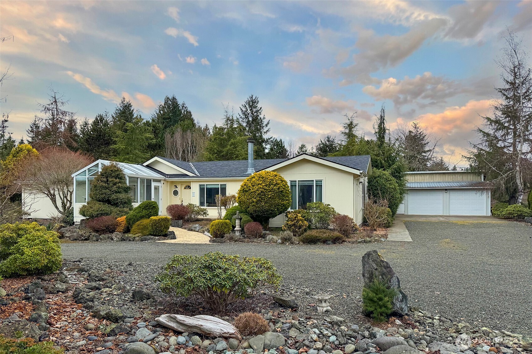 62 Johnson Road , Port Angeles, WA 98363