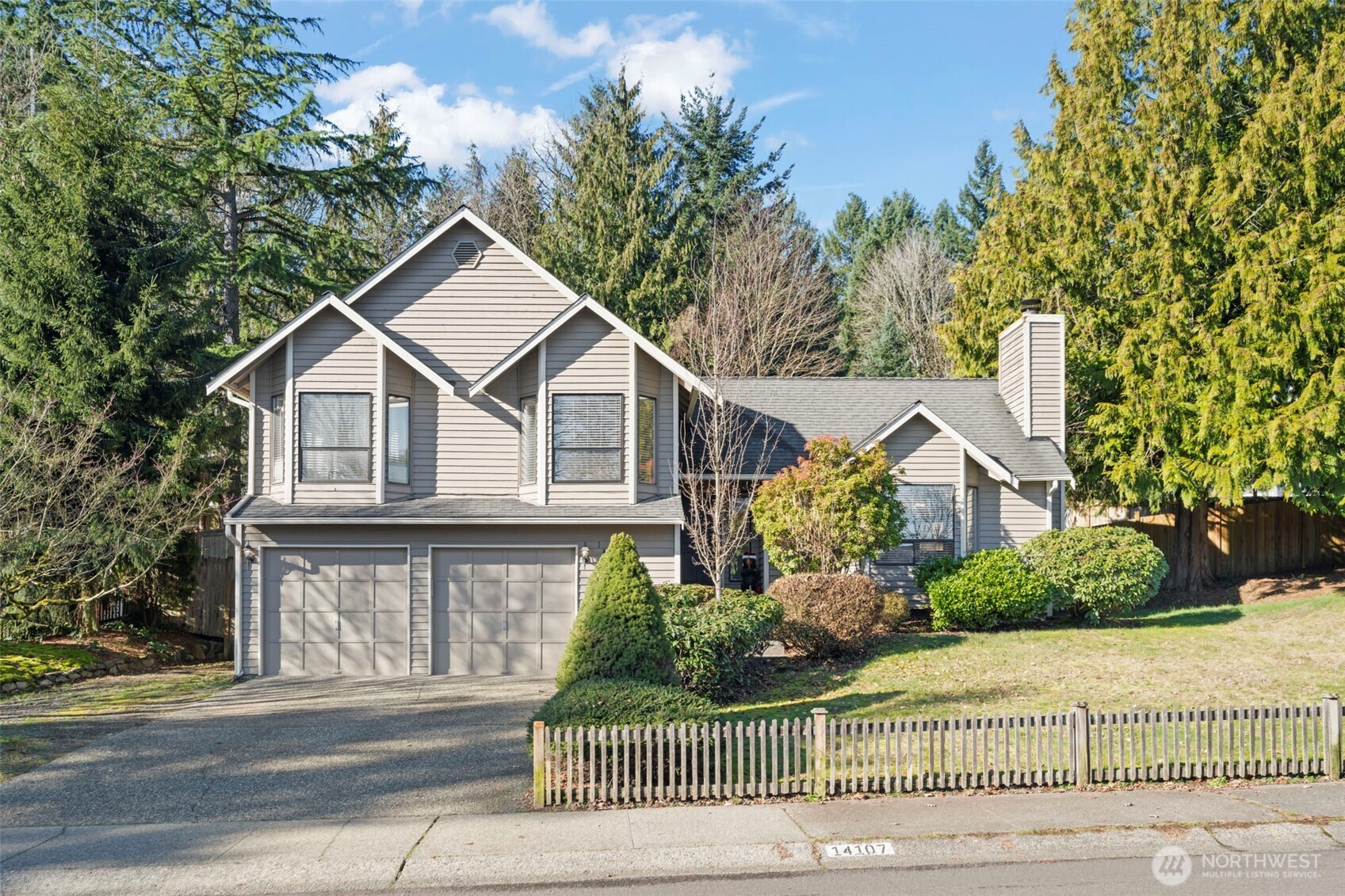 14107 97th Avenue NE, Kirkland, WA 98034
