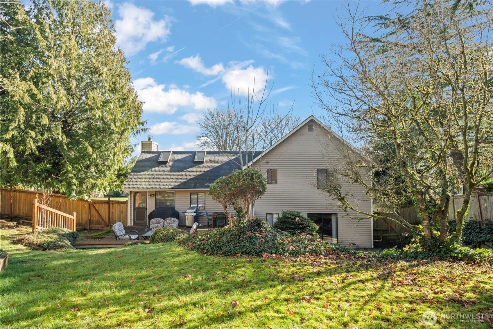 14107 97th Avenue NE, Kirkland, WA 98034