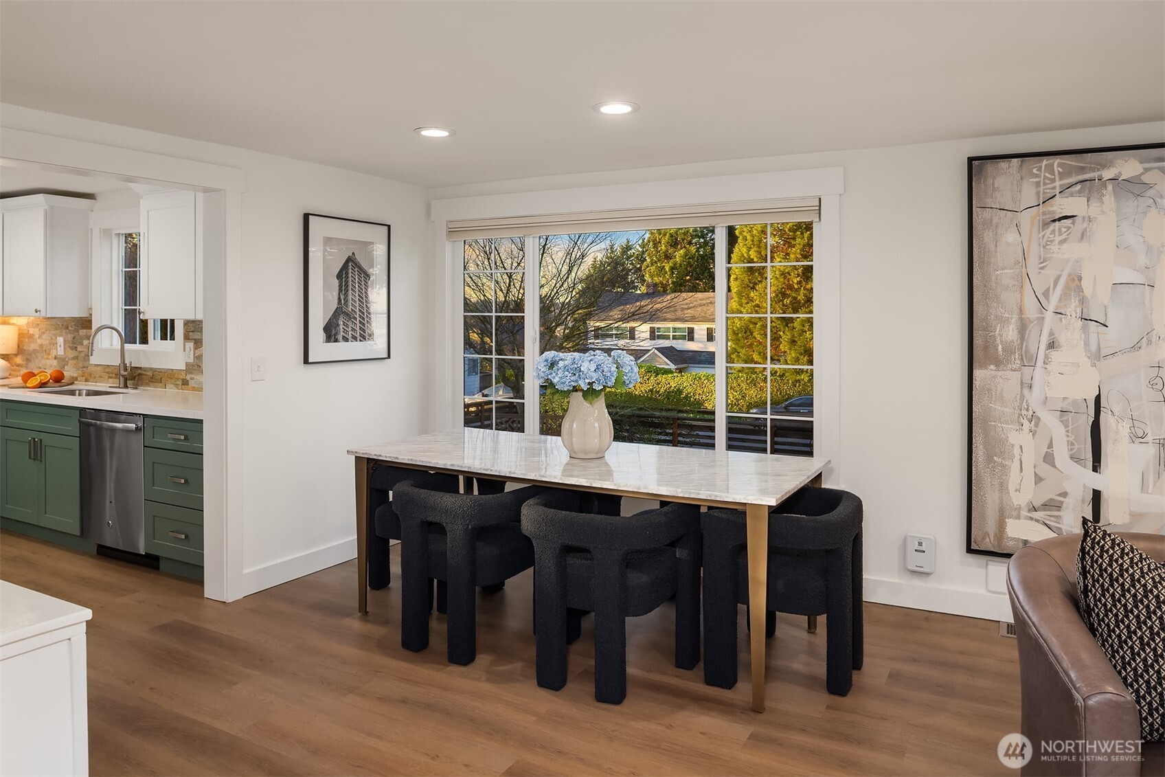 403 NE 94th Street , Seattle, WA 98115