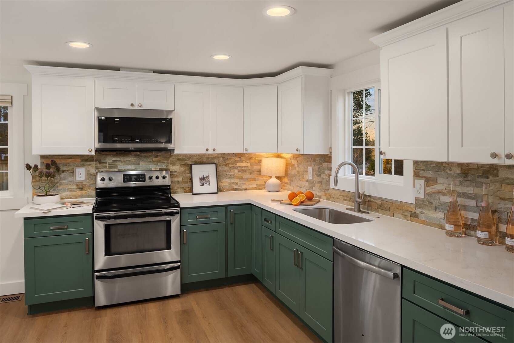 403 NE 94th Street , Seattle, WA 98115