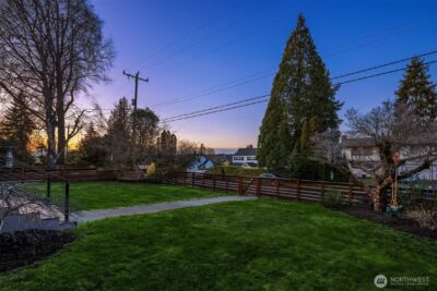 403 NE 94th Street , Seattle, WA 98115 - Photo 3