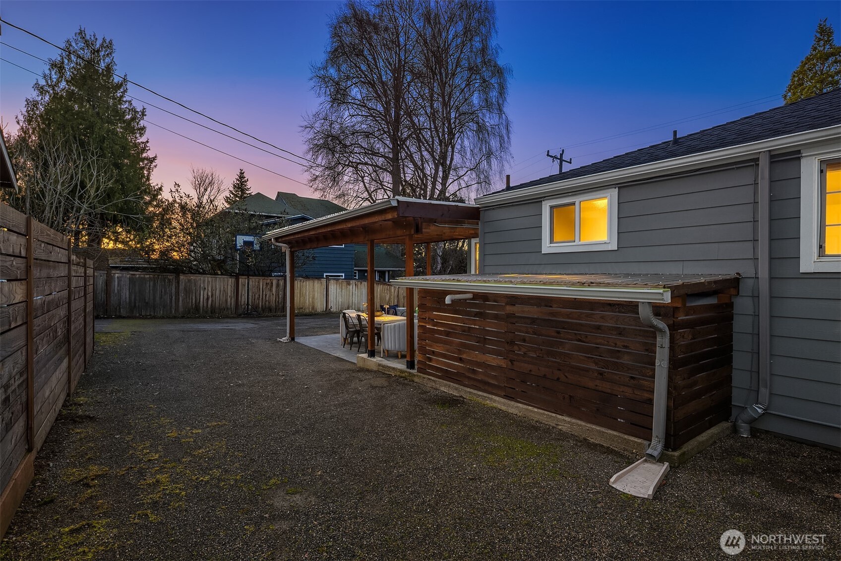 403 NE 94th Street , Seattle, WA 98115