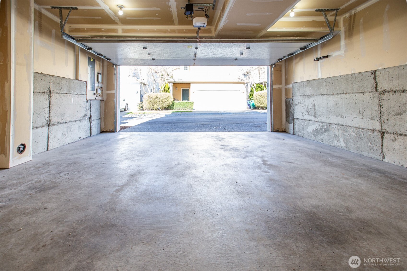 11317 NE 117th Street , Kirkland, WA 98034