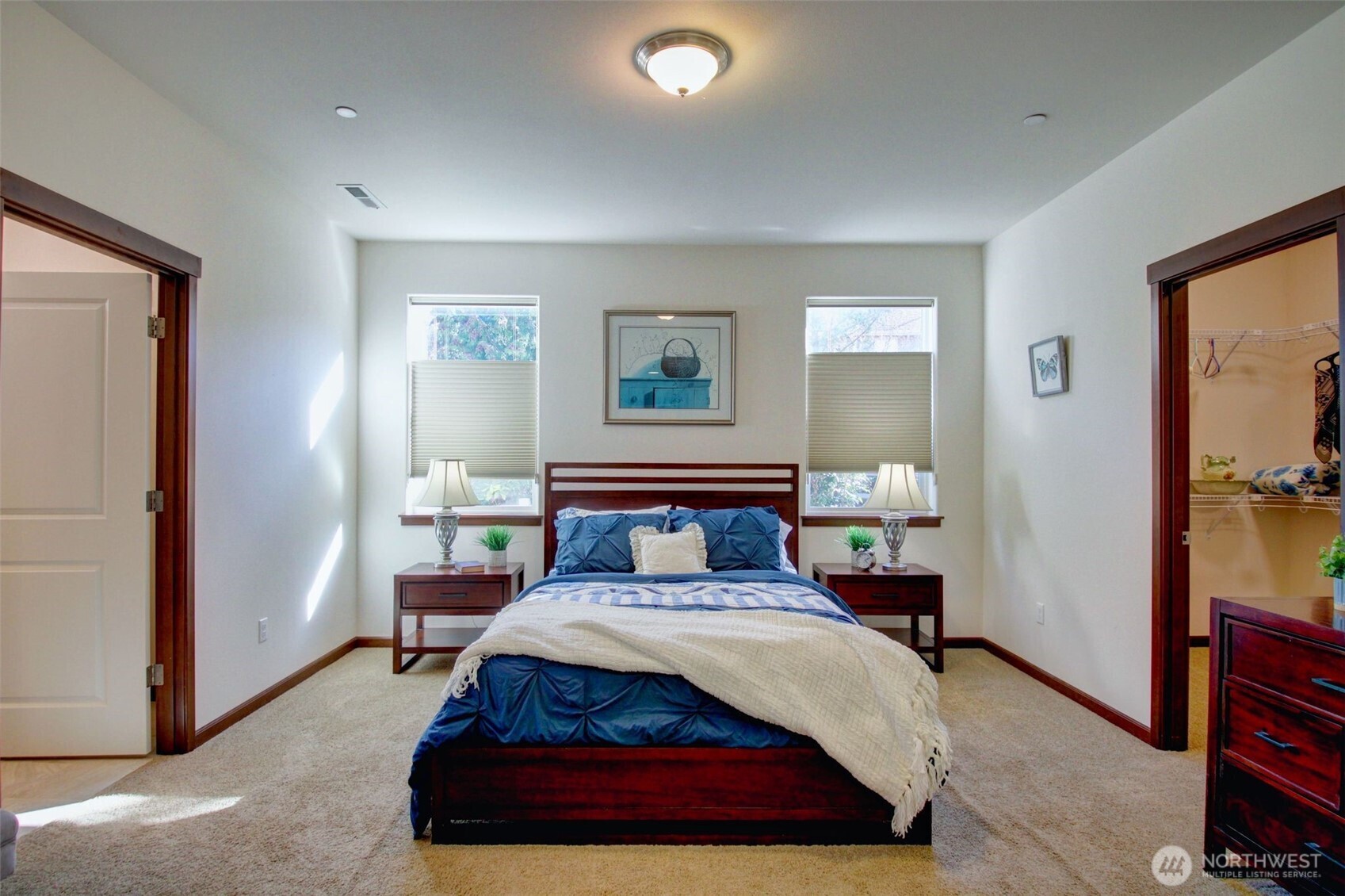 1990 Fraser Avenue , Mount Vernon, WA 98274