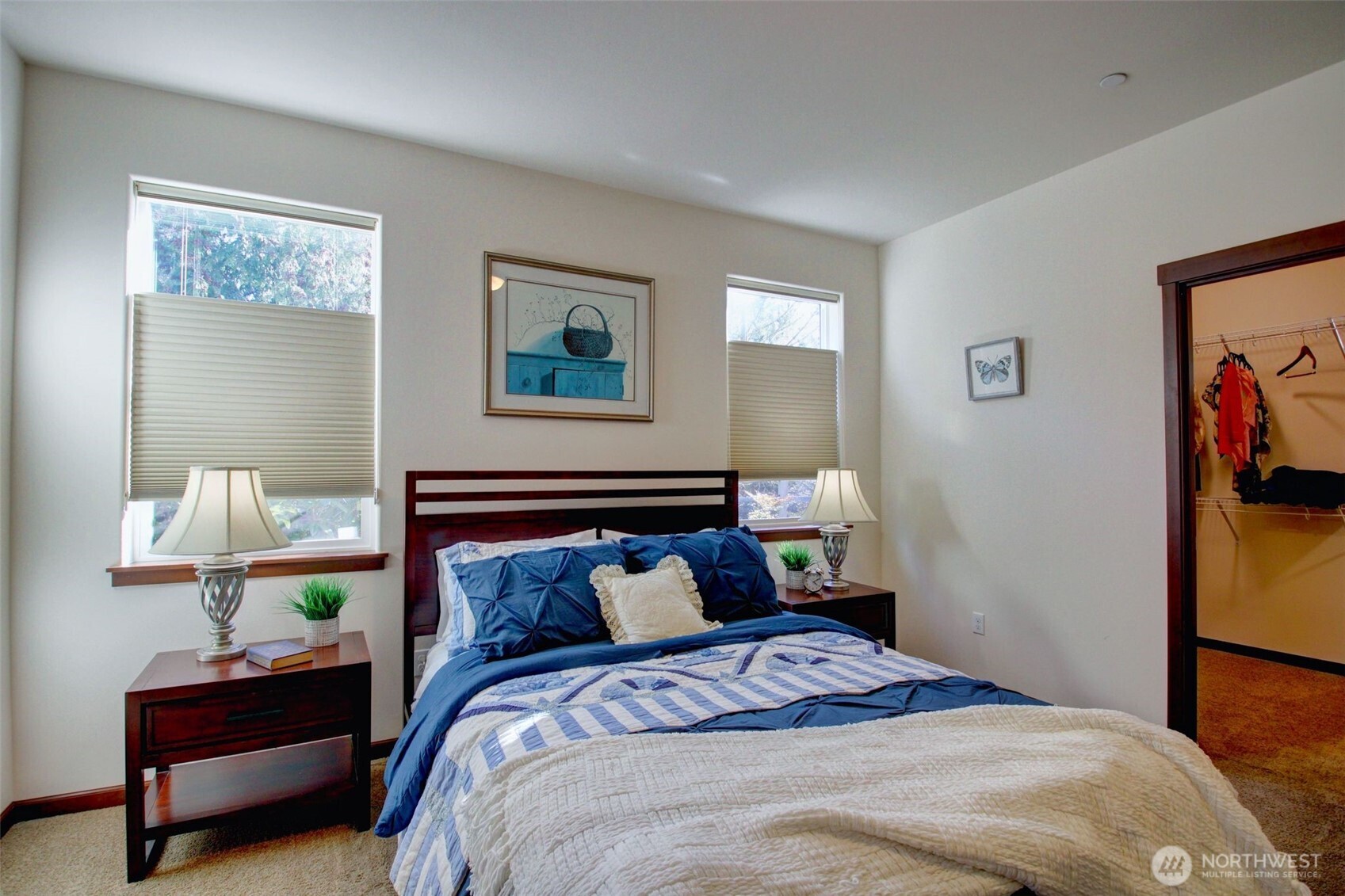 1990 Fraser Avenue , Mount Vernon, WA 98274