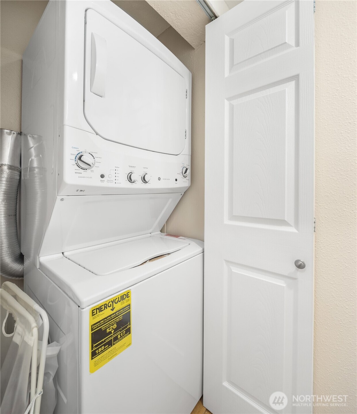 4727 W Lake Sammamish Parkway SE #B201, Issaquah, WA 98027