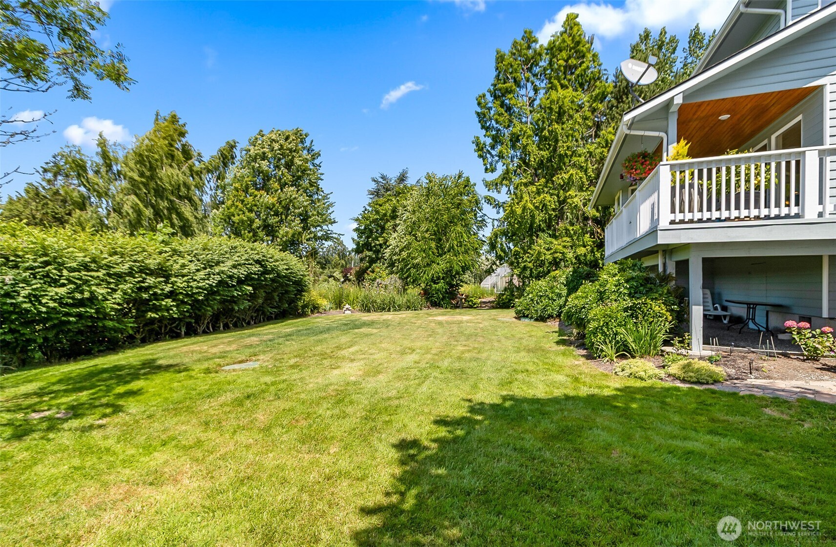 828 State Highway 532 , Camano Island, WA 98282