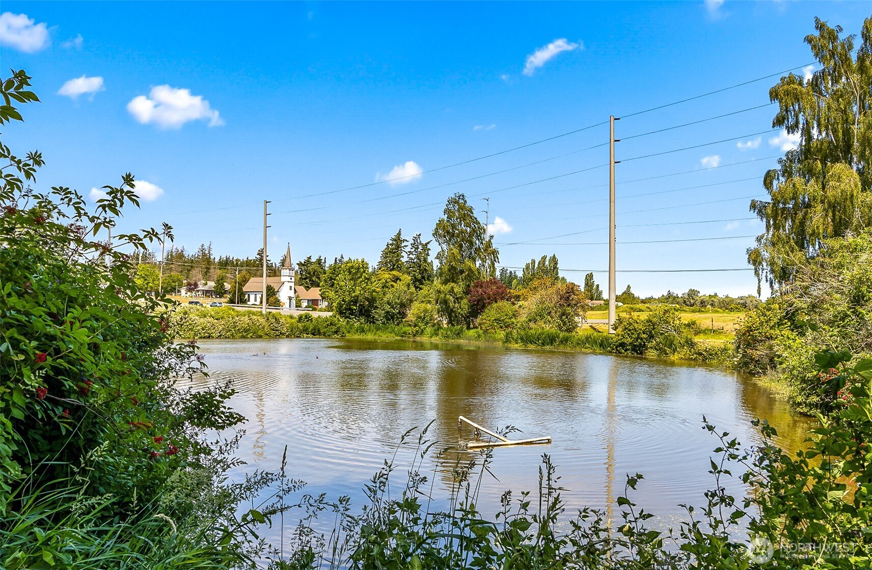 828 State Highway 532 , Camano Island, WA 98282