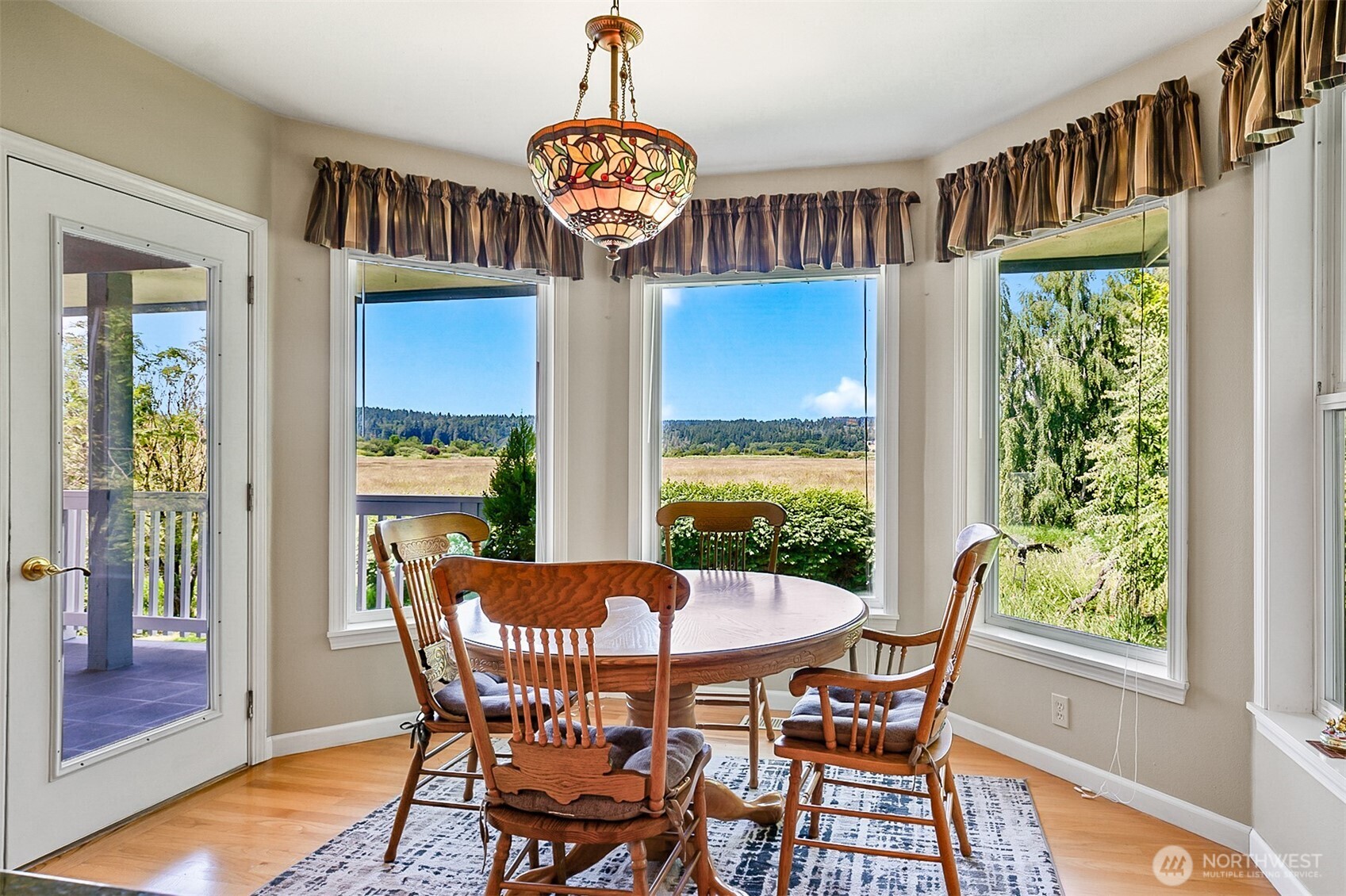 828 State Highway 532 , Camano Island, WA 98282