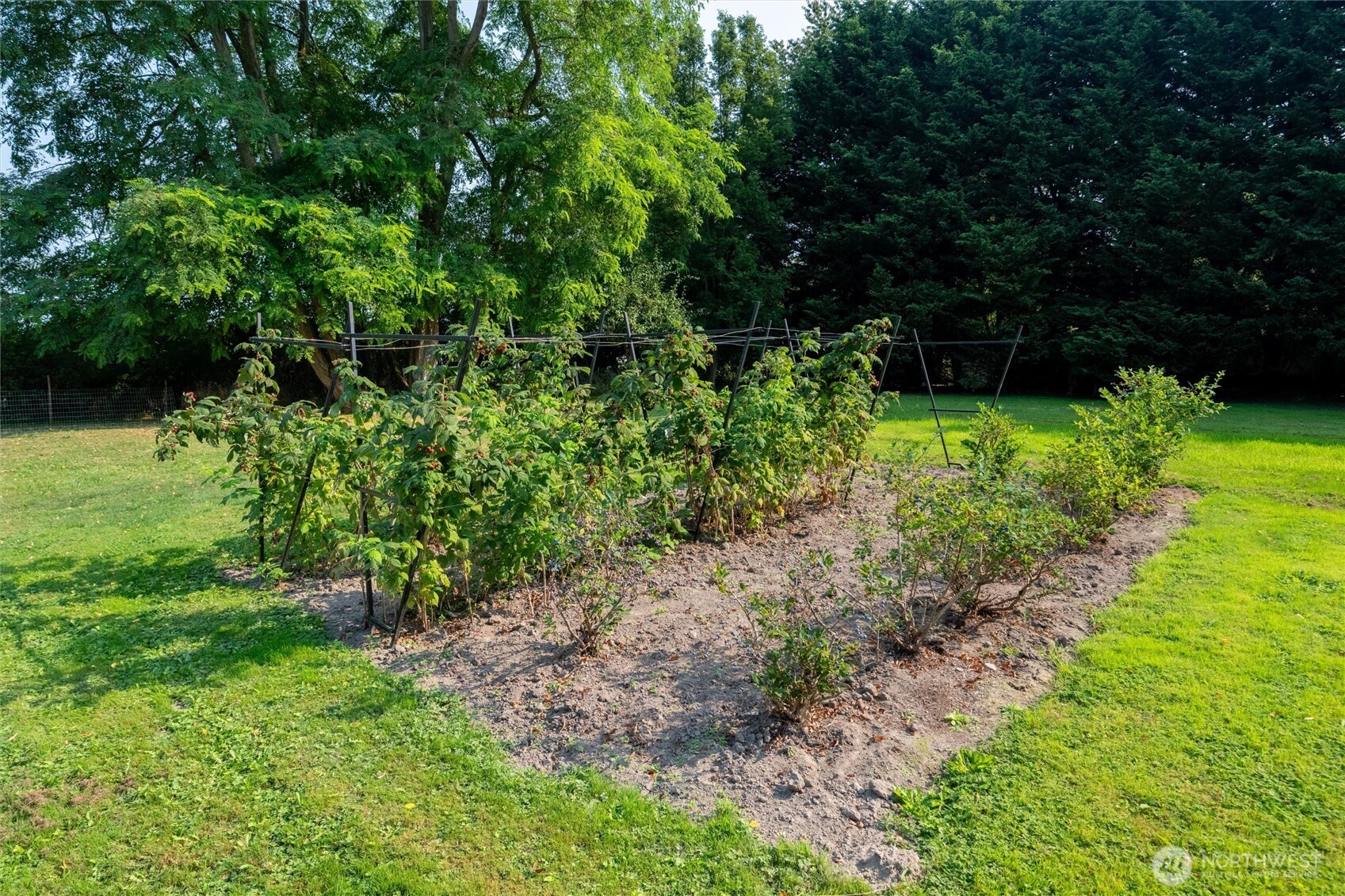 16785 Britt Road , Mount Vernon, WA 98273