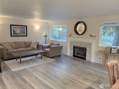 250 NW Dogwood Street #C201, Issaquah, WA 98027 - Photo 23