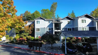 250 NW Dogwood Street #C201, Issaquah, WA 98027 - Photo 32