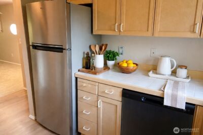 250 NW Dogwood Street #C201, Issaquah, WA 98027 - Photo 6