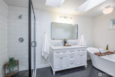 3210 S Bay Road NE, Olympia, WA 98506 - Photo 22