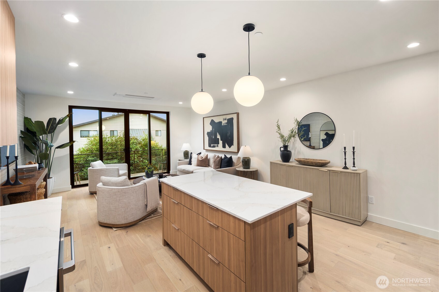 614 5th Avenue S #C101, Edmonds, WA 98020