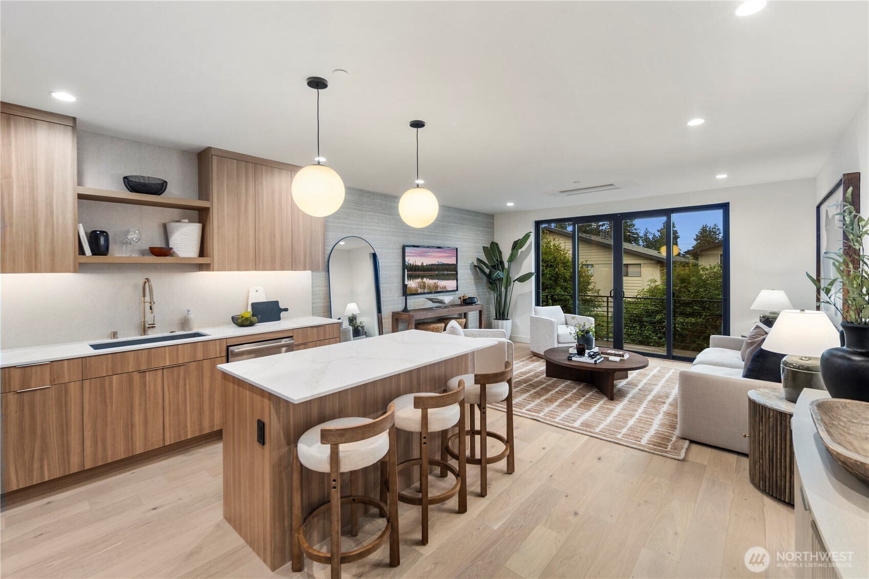 614 5th Avenue S #C101, Edmonds, WA 98020