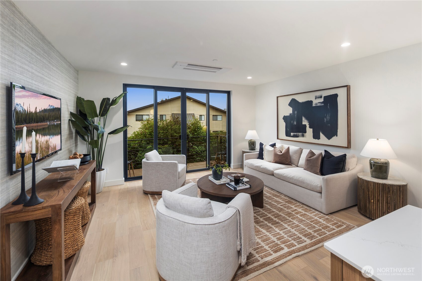 614 5th Avenue S #C101, Edmonds, WA 98020