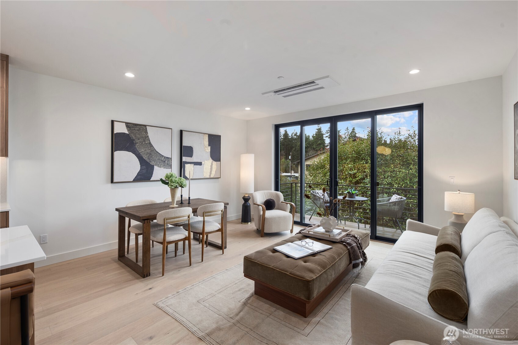 614 5th Avenue S #C107, Edmonds, WA 98020