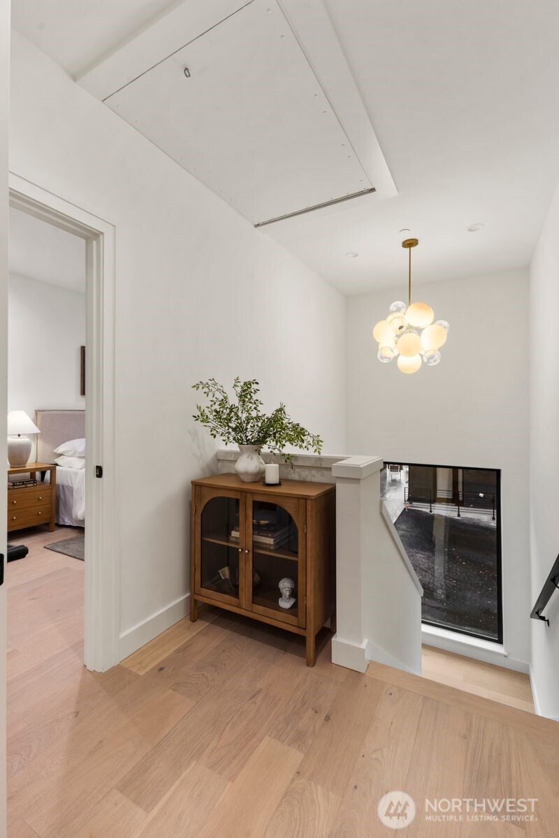 614 5th Avenue S #C107, Edmonds, WA 98020