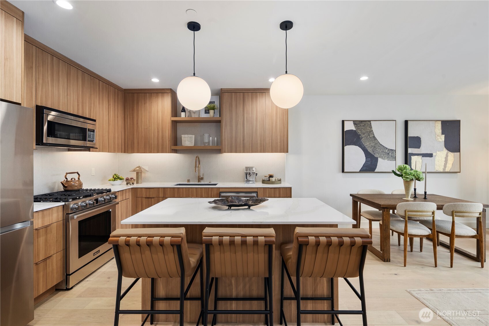 614 5th Avenue S #C107, Edmonds, WA 98020