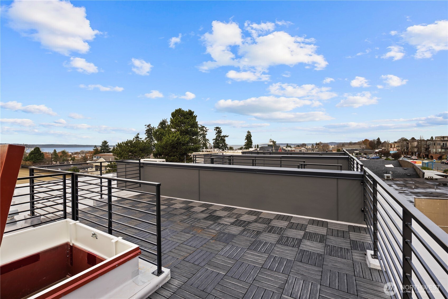 614 5th Avenue S #C107, Edmonds, WA 98020