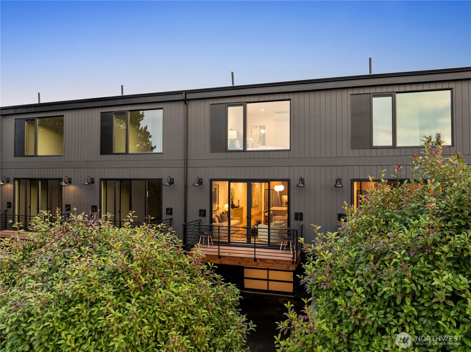 614 5th Avenue S #C107, Edmonds, WA 98020