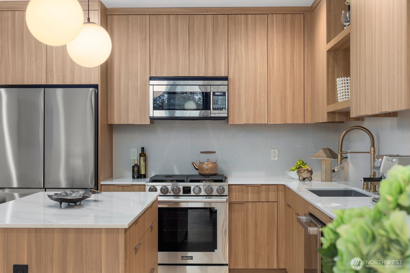 614 5th Avenue S #C107, Edmonds, WA 98020